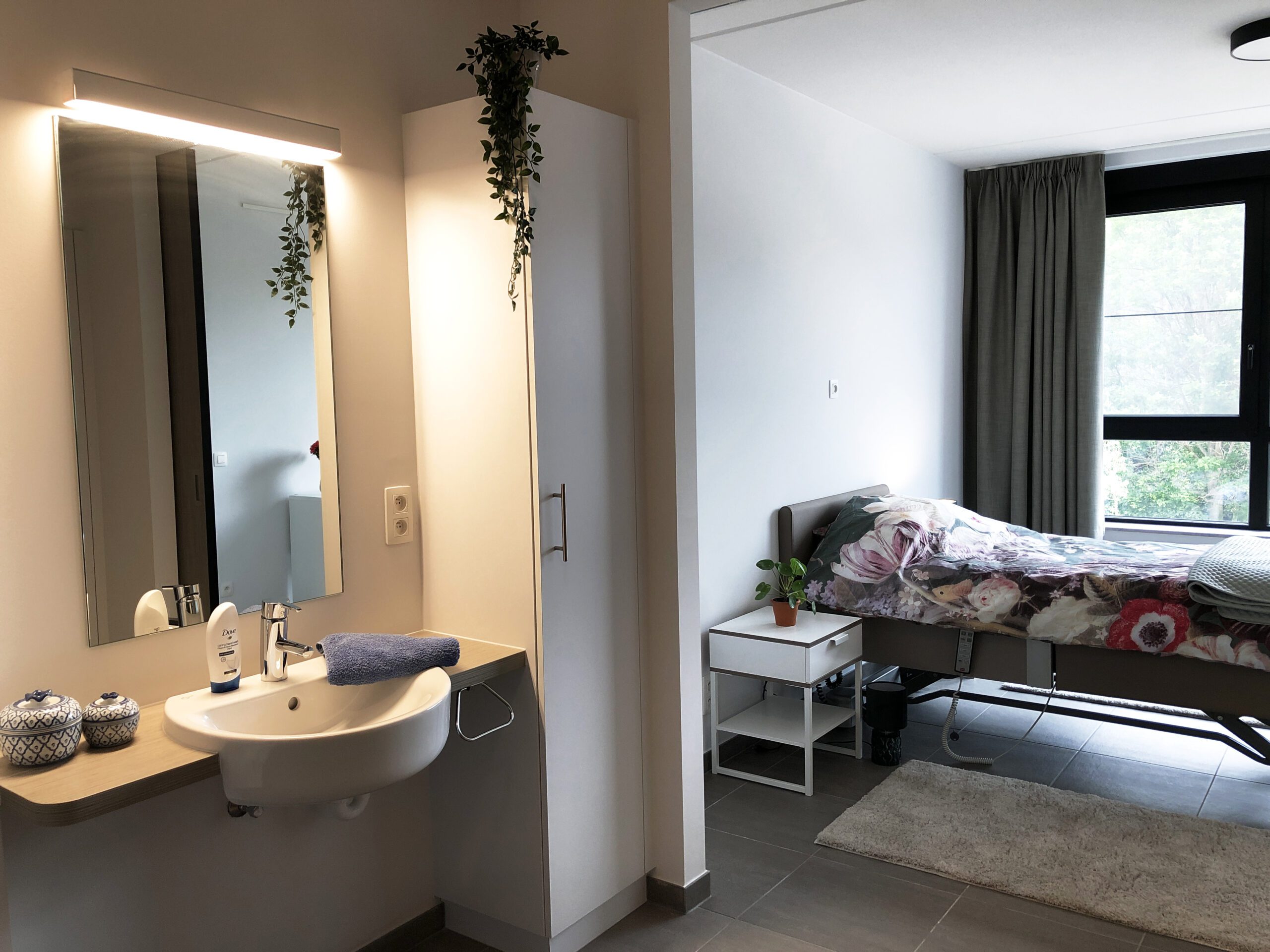 assistentiewoning orelia serrenhof sint-truiden slaapkamer badkamer